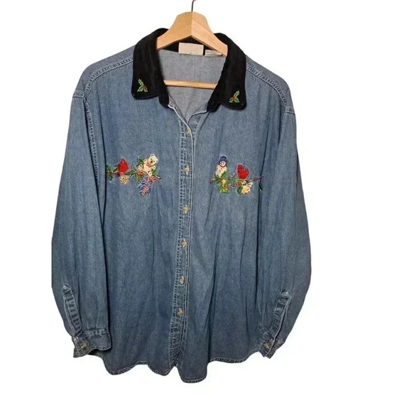Christmas Denim Jean Shirt Womens Size XL Long Sleeves Button Up Velvet Collar - Picture 3 of 10